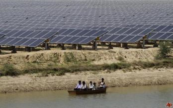 India berobban a napenergetikába